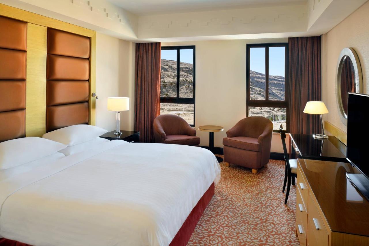 Petra Marriott Hotel Wadi Musa Buitenkant foto