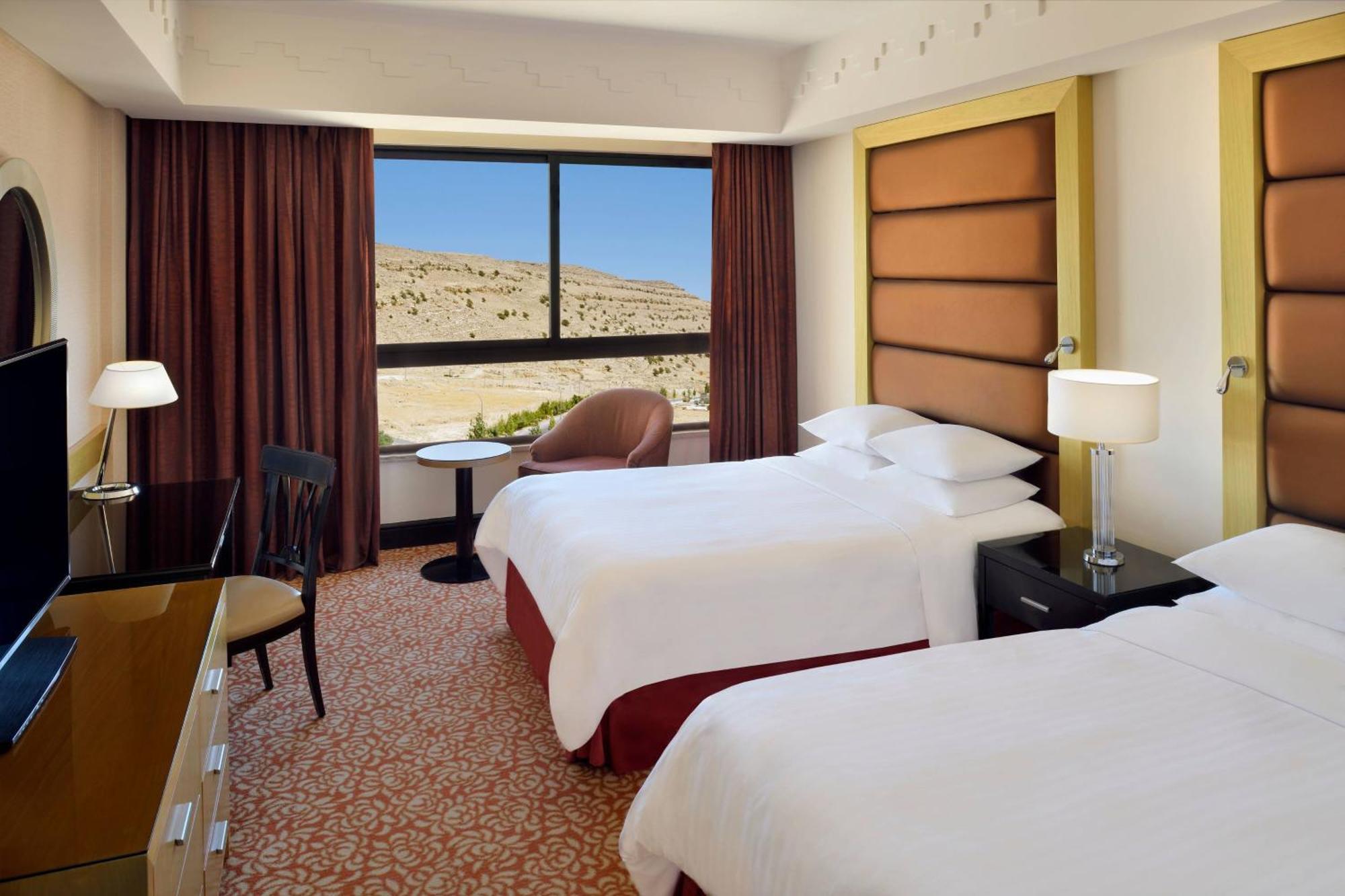 Petra Marriott Hotel Wadi Musa Buitenkant foto