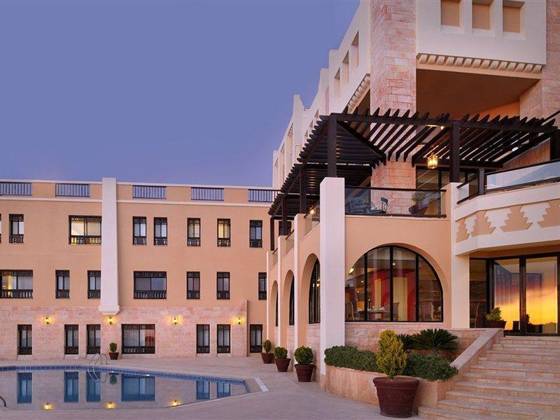 Petra Marriott Hotel Wadi Musa Buitenkant foto